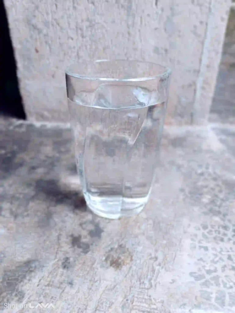 सुबह गुनगुने पानी पीने के फायदे