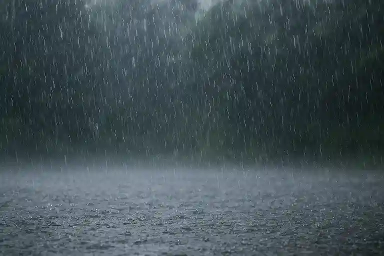 बारिश का मौसम  खतरनाक बारिश
